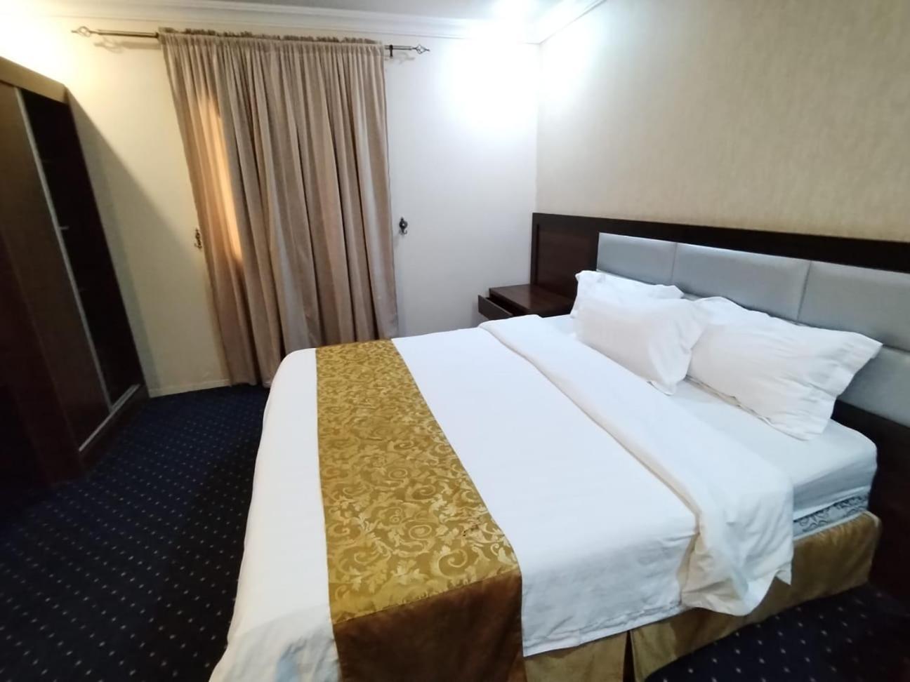 فندق الفرسان المتحدة فرع الفيصلية Aparthotel Dzsidda Kültér fotó